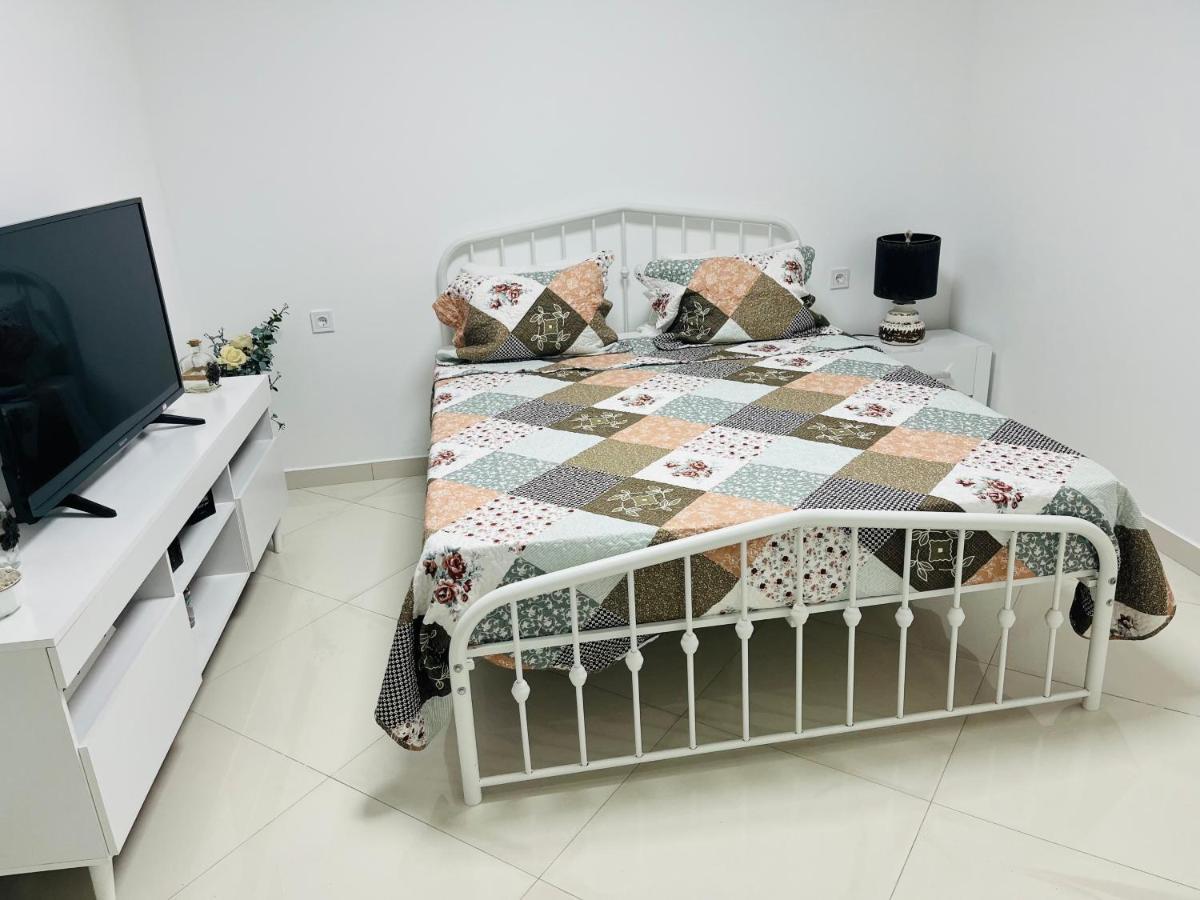 Techas City Center Luxurious Suites & Rooms プライア エクステリア 写真