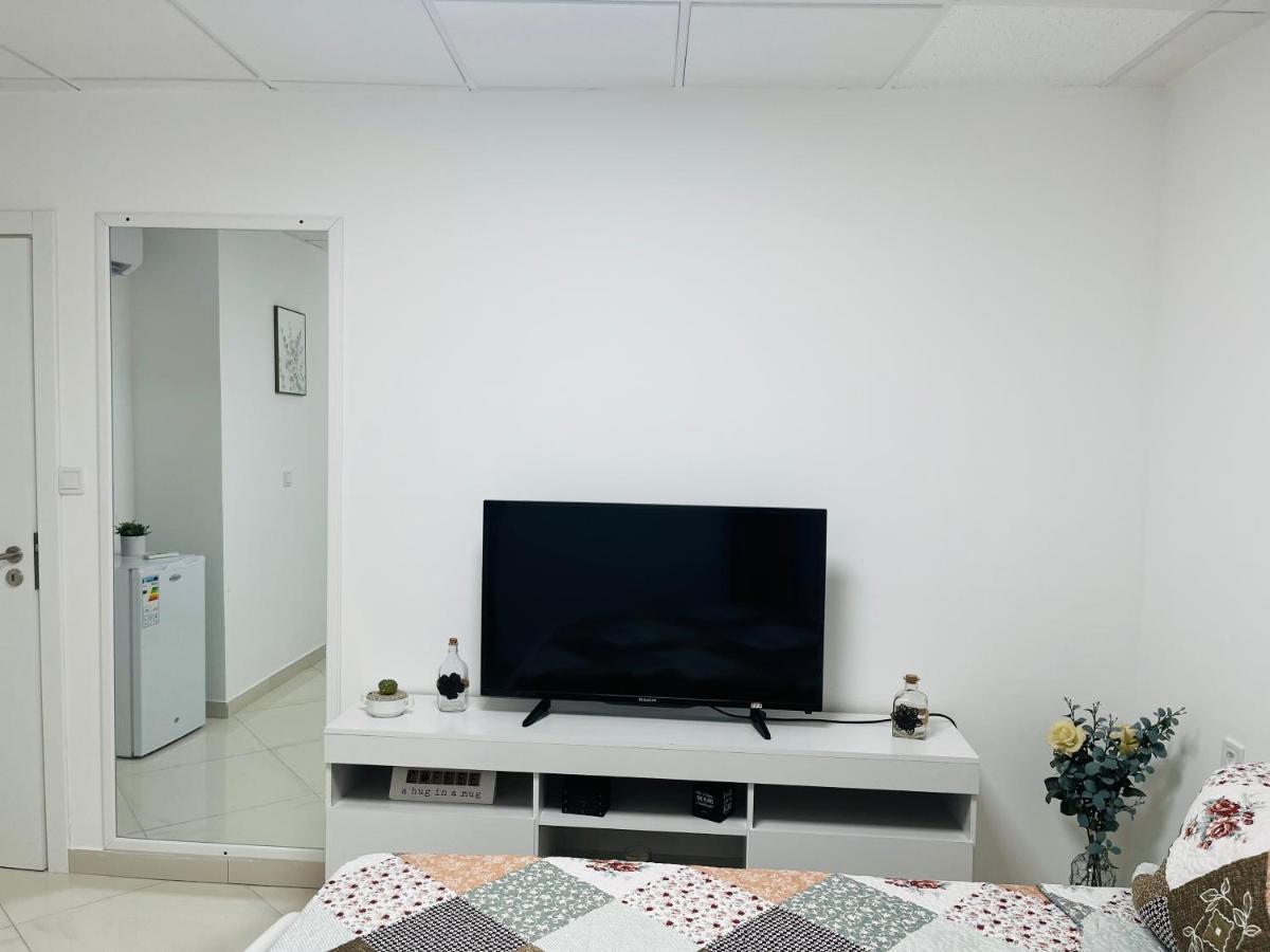 Techas City Center Luxurious Suites & Rooms プライア エクステリア 写真
